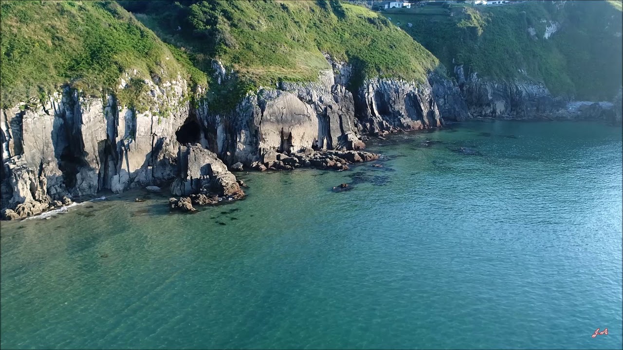 Playa pechon (unquera-santander)