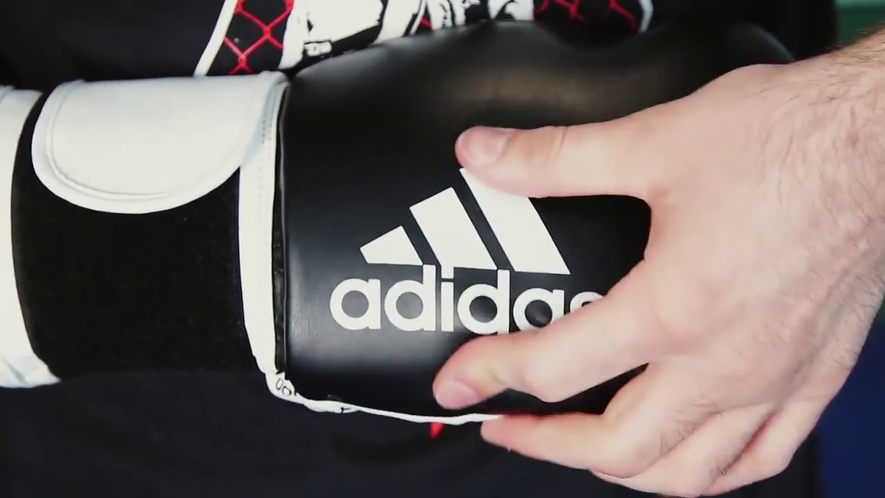 Боксерские перчатки ADIDAS HYBRID 100