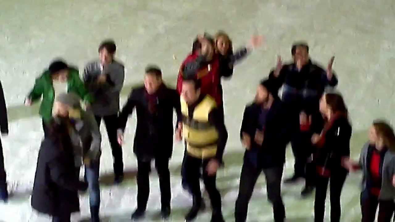 ROCKEFELLER CENTER SKATING WITH SNL CAST 12-17-2011