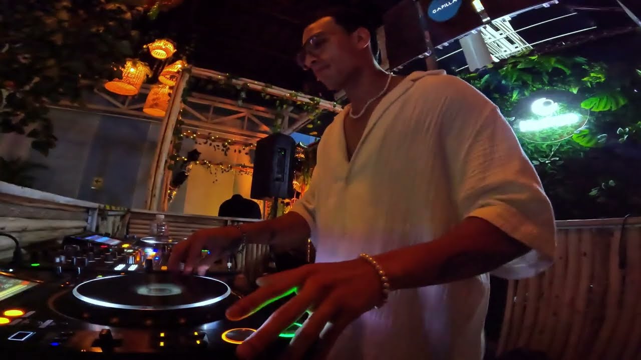 SET EN VIVO NOCHEO PUNTA HERMOSA  90s LATIN POP RETRO - DJ ANDREWS