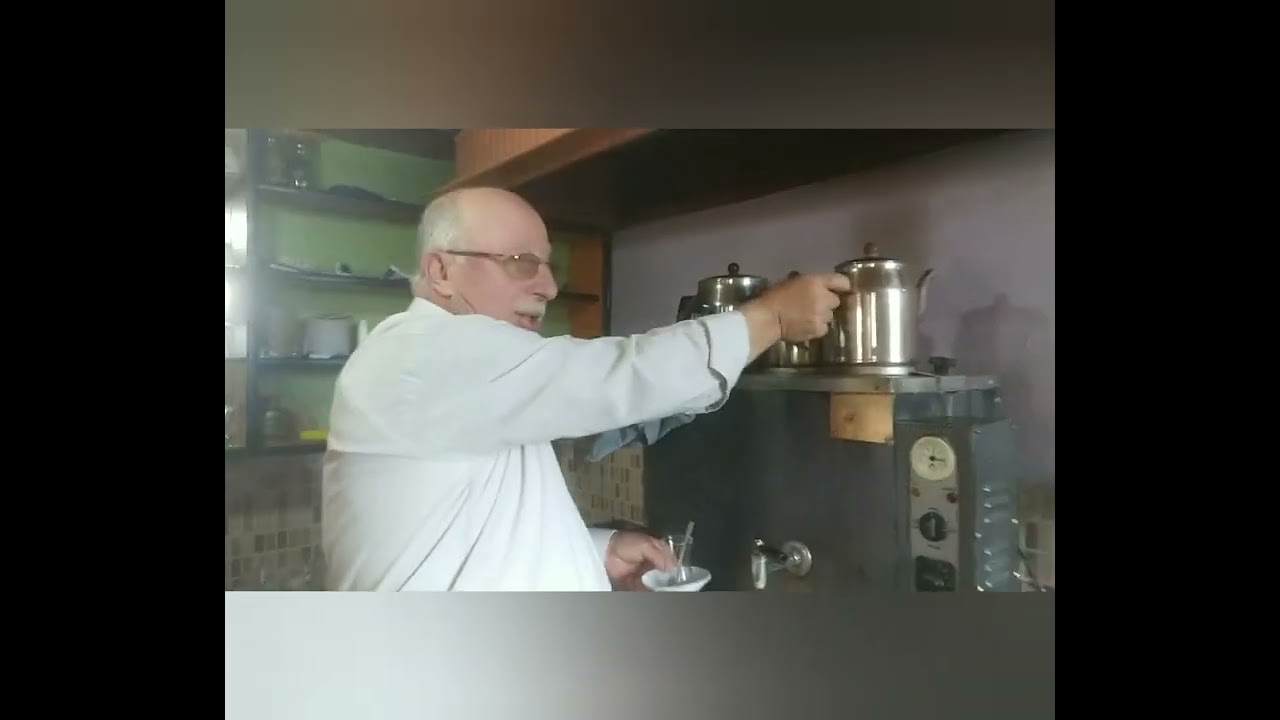 Ordu-Ünye Pelitliyatak Köyü Hatıraları. Tiyaloğlu Kıraathanesi.Metin Tiyaloğlu,...
