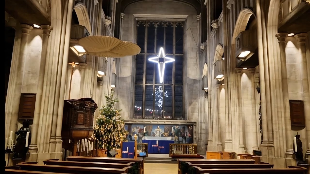 Christmas Carol Service at All Hallows By The Tower 
