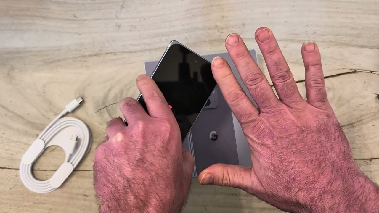 First Look - Unboxing Pixel Pixel 10 Pro Fold