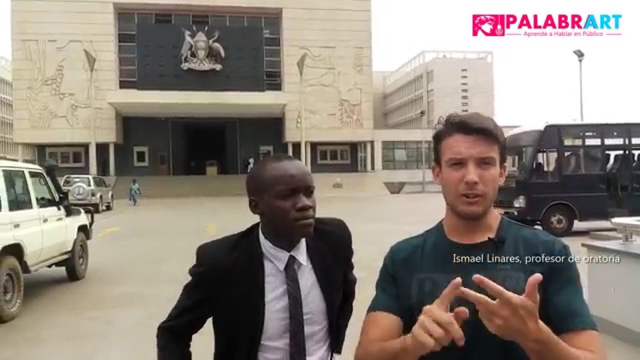 Técnica VACUNA de oratoria parlamentaria + El ordenamiento del discurso de Uganda del Papa Francisco