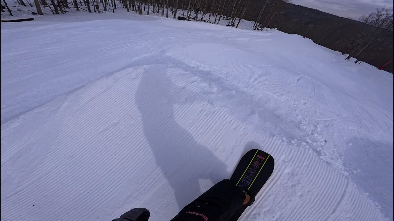 Beginner snowboarder almost dies 😨(NOT CLICK BAIT🥺) 