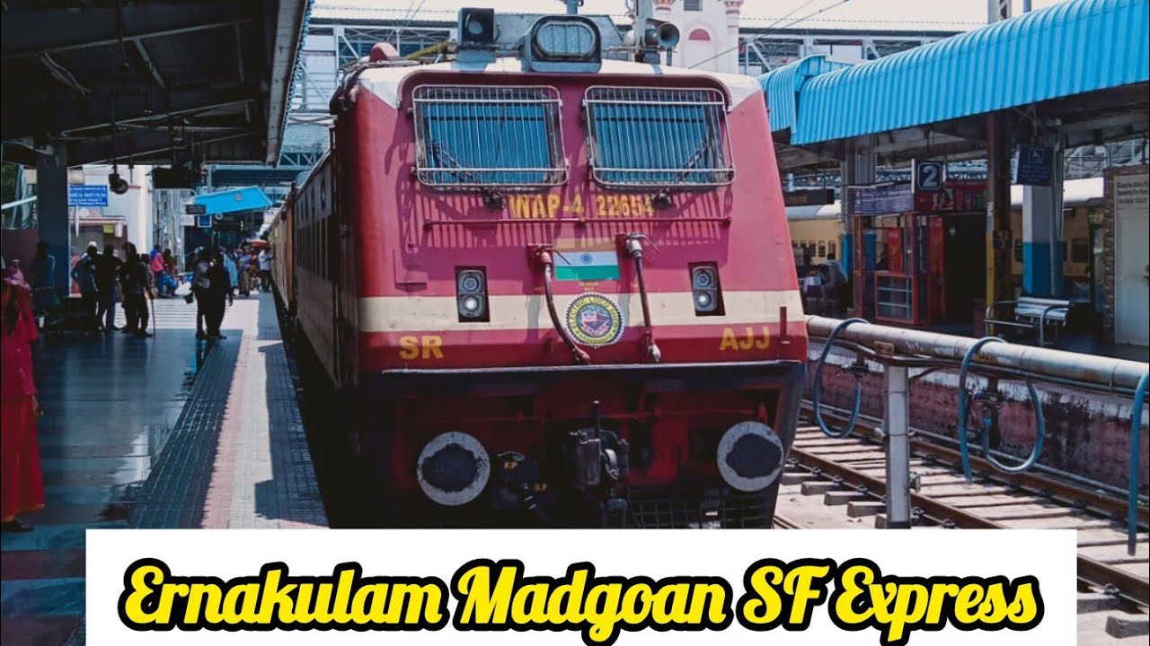 Ernakulam Madgaon junction SF Express ഇൽ  ഒരു  യാത്ര #thetraveljourney