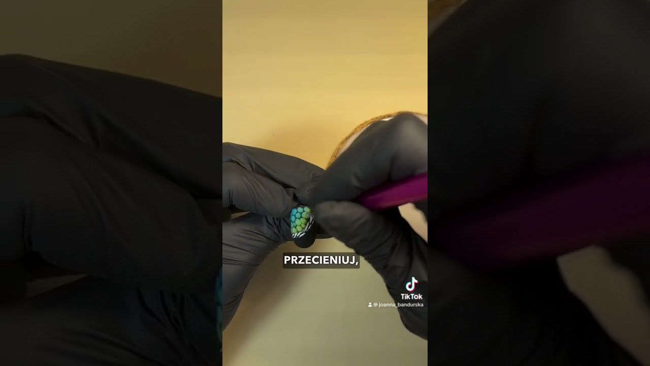 Co to aqua Gel? Jak zrobić efekt mokre na mokre? #shorts #nailart #nails #paznokcie 💅