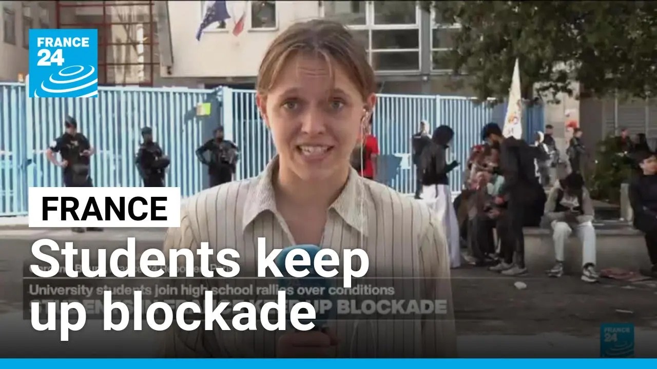 Hundreds held, dozens wounded as French school protests escalate &bull; FRANCE 24 English
