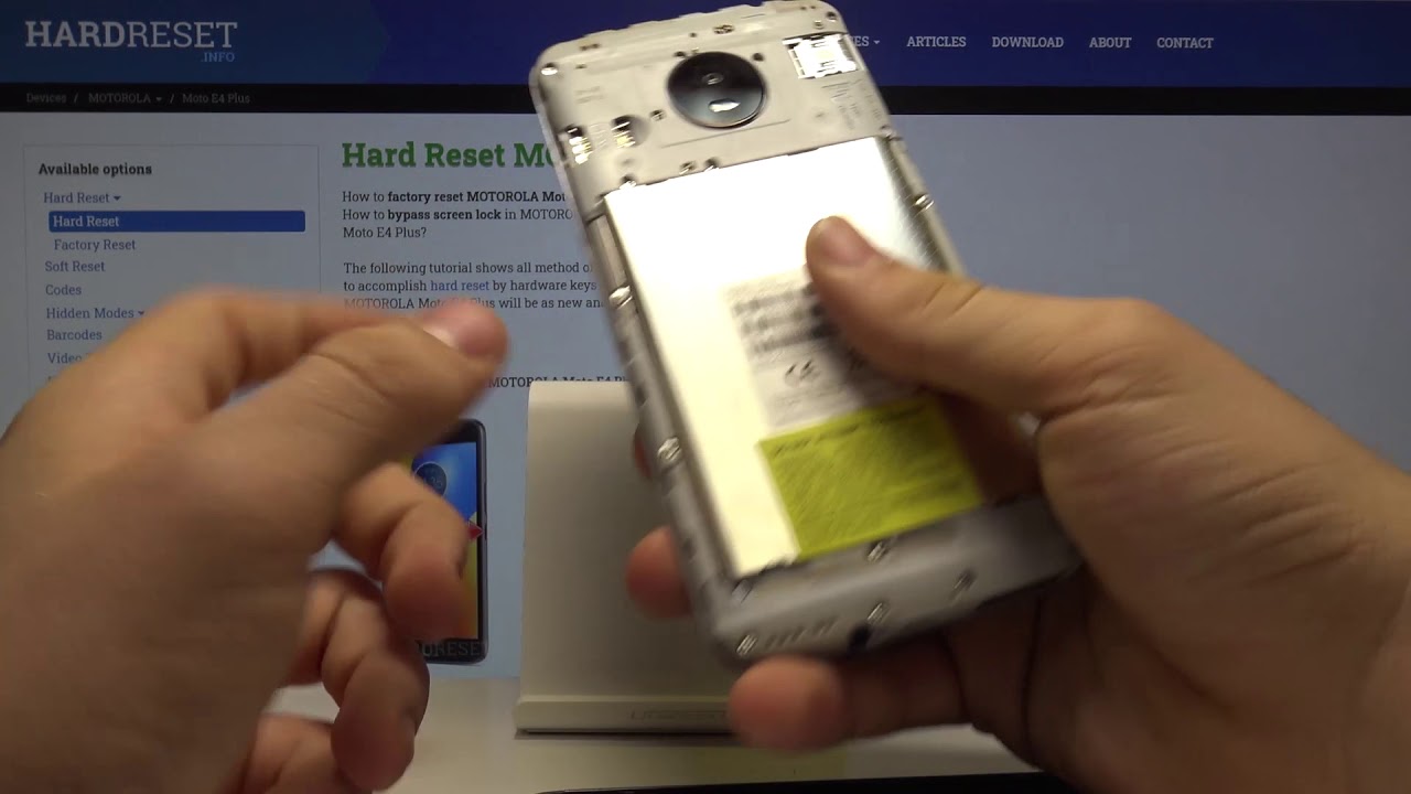 Как вставить Сим Карту в Motorola Moto E4 Plus. Вставить Сим Карту