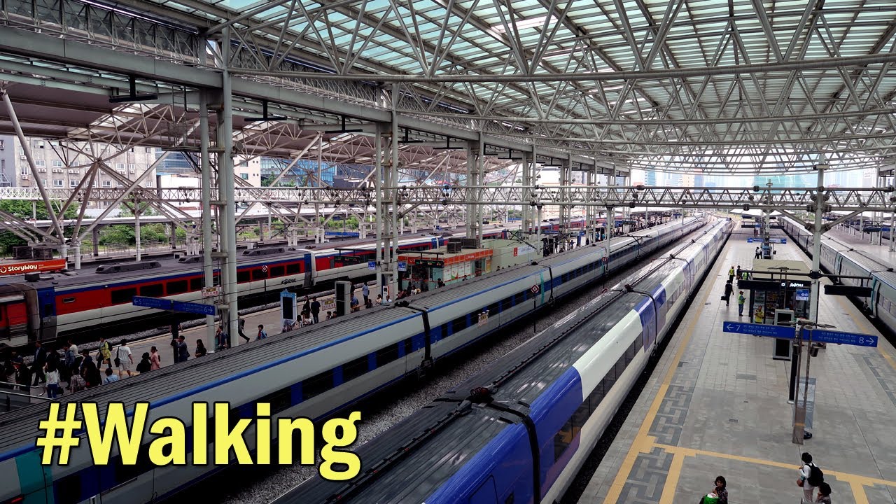 Old & New Seoul Railway Station (서울역) : Walking in Seoul, South Korea