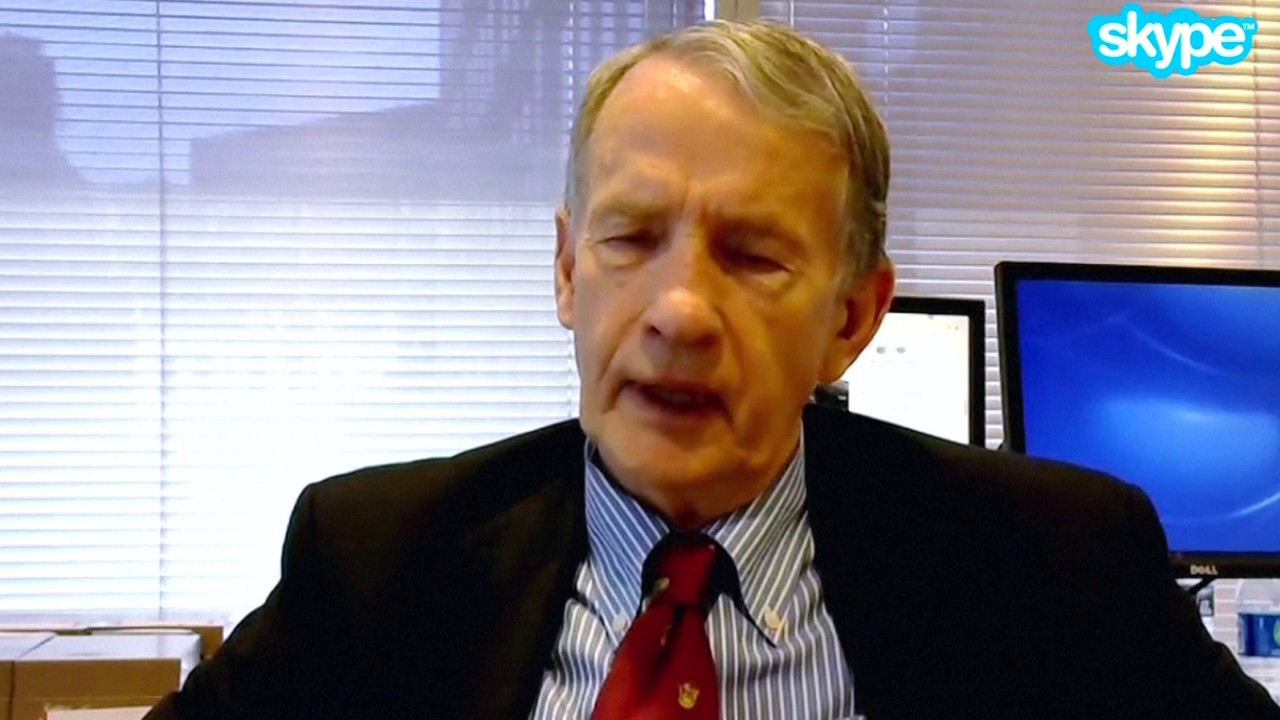 Trump signs two executive orders on trade