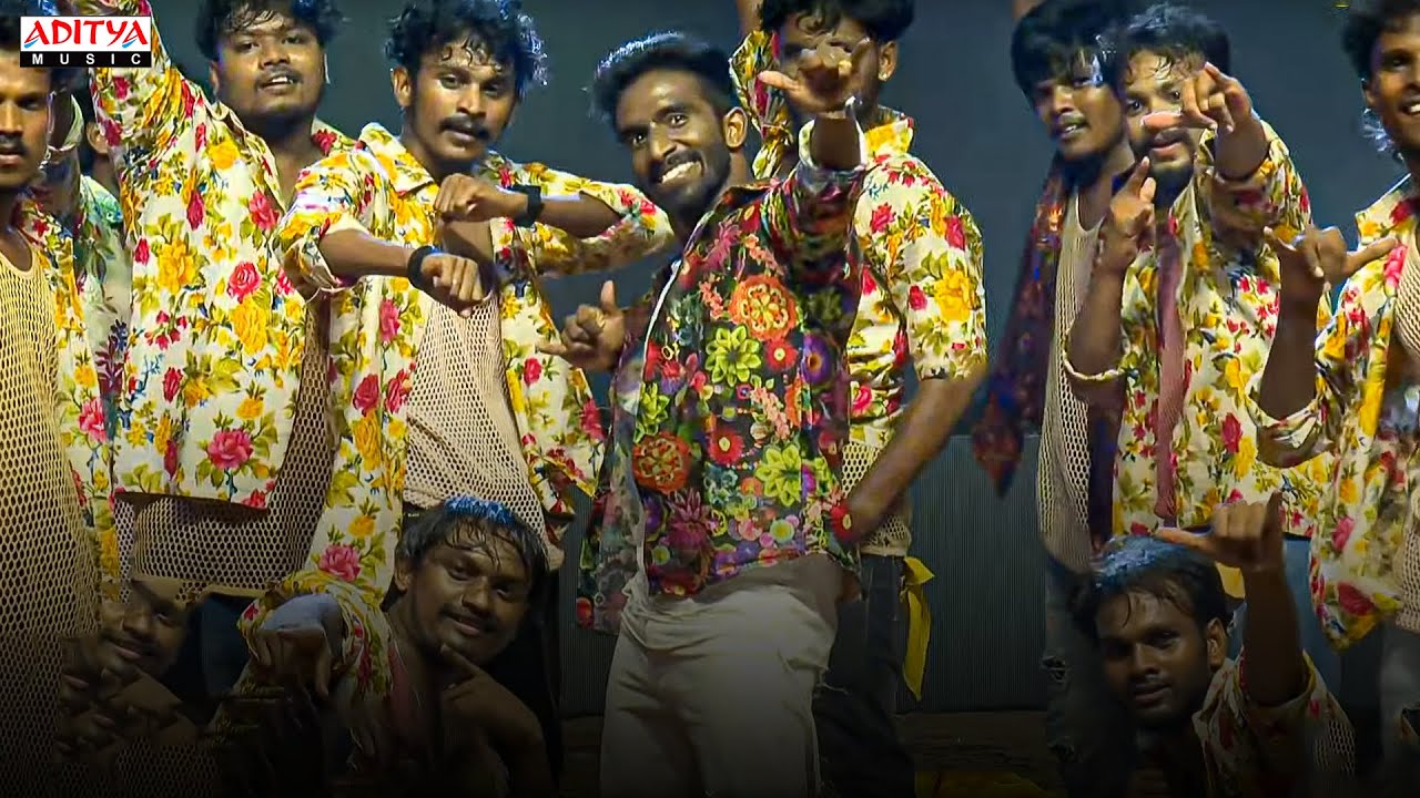 Steppa Maar Dance Performance At Double ISMART Trailer Launch Event | Ram Pothineni | Kavya Thapar