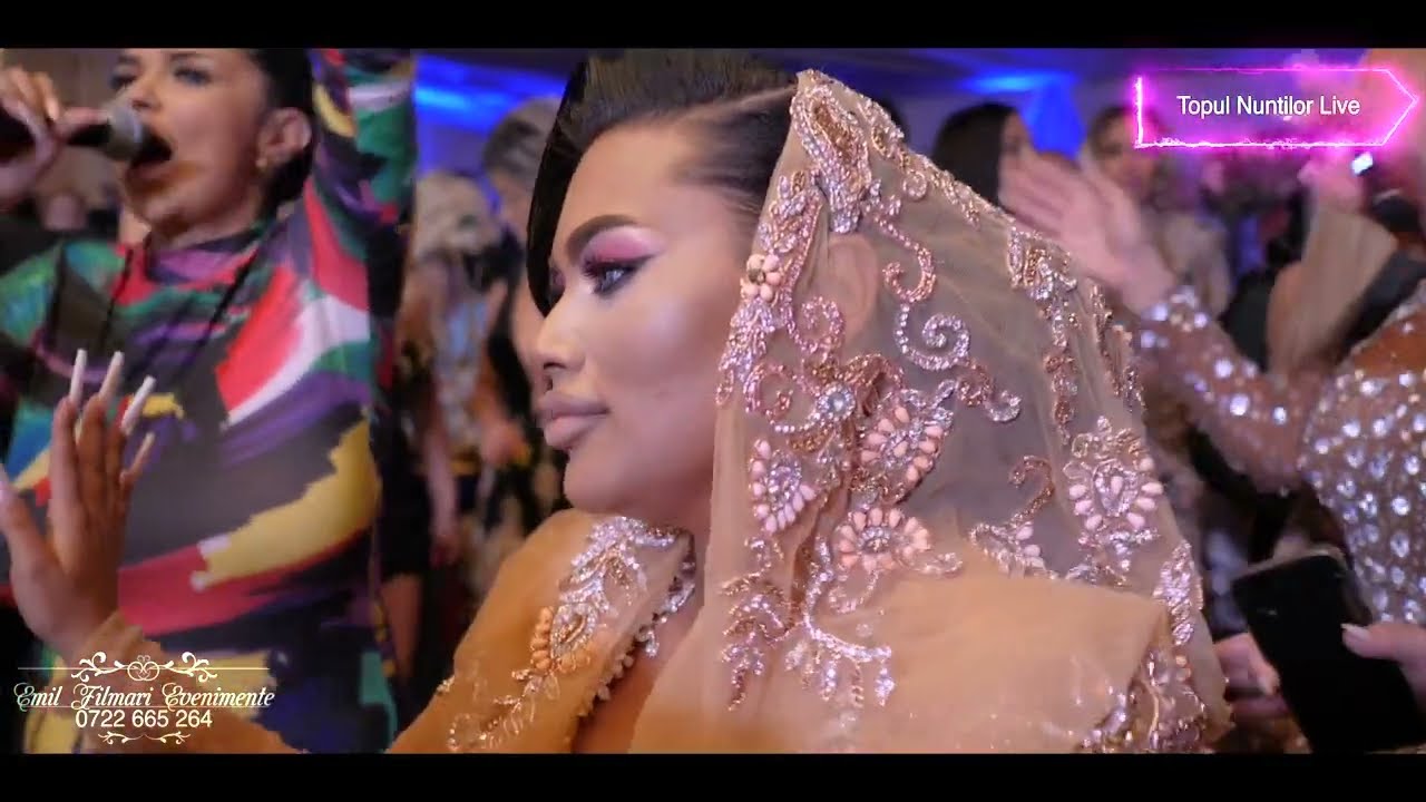 Raluca Dragoi ~  Ia uitati-va la ea