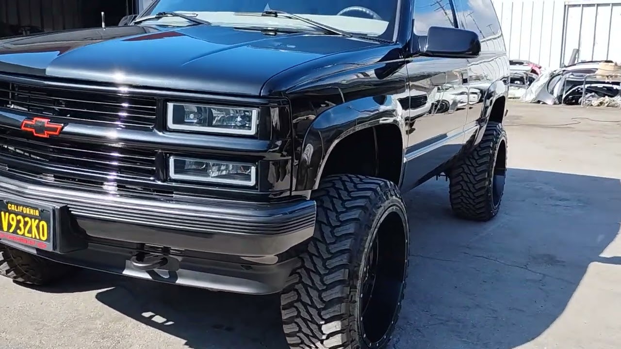 Chevy 2 door Tahoe paint job 