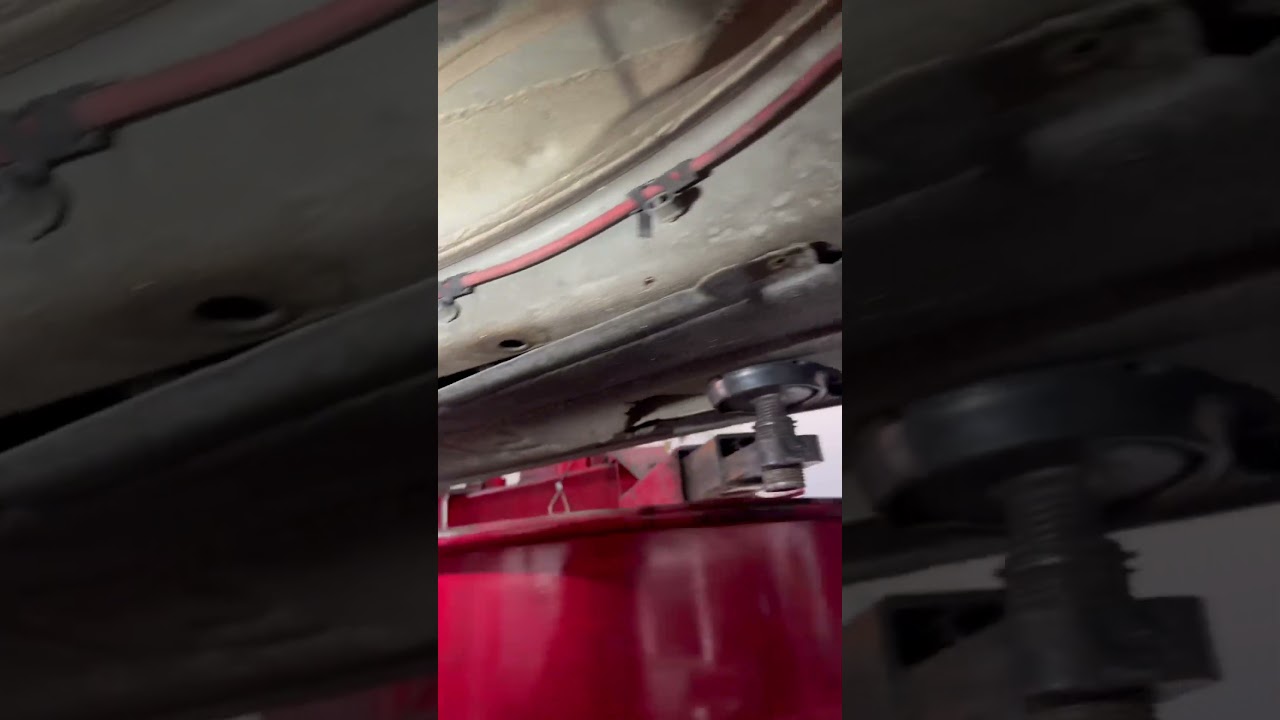 Bmw f10 fuel filter location