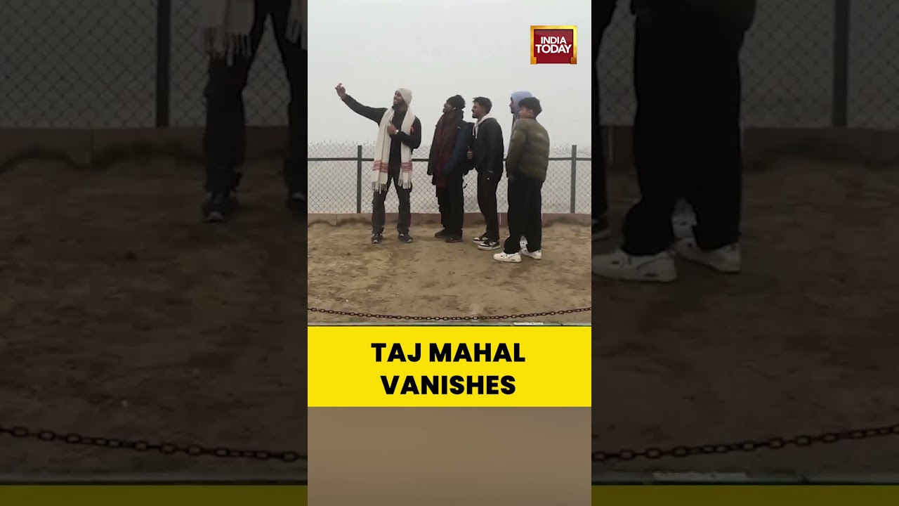 Agra Shrouded in Thick Fog, Taj Mahal Disappears from Sight | India Today