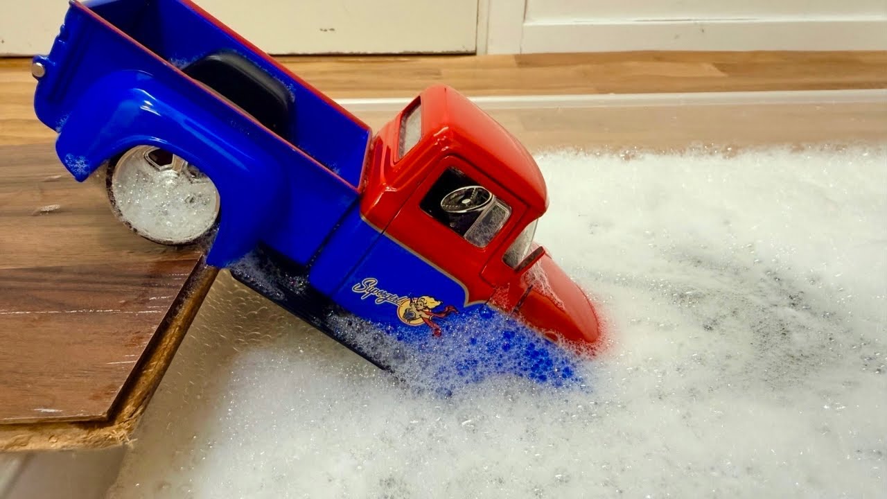  Various Toy Vehicles Getting Washed In Water And Foam  / Clean Muddy Cars For Toddlers