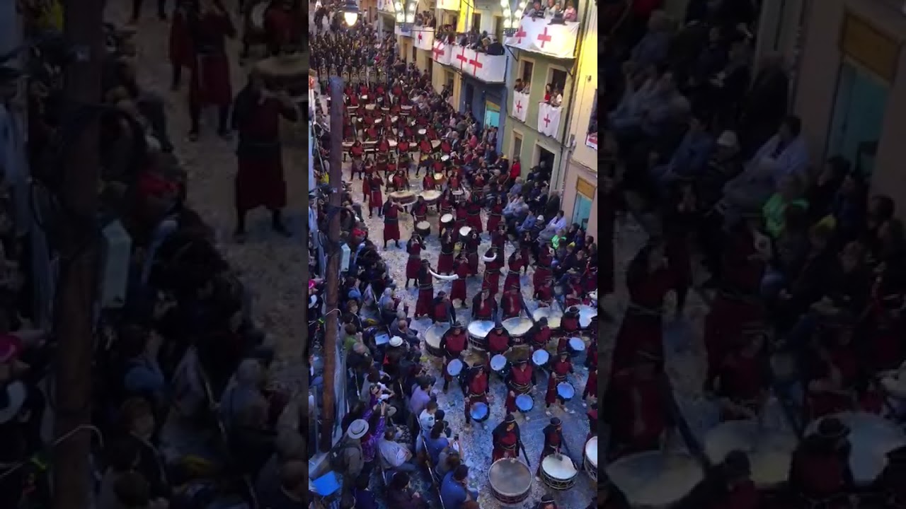 Tambors de Passió Almassora en el Boato del Alférez moro Filà Magenta ALCOI 2018 (3)