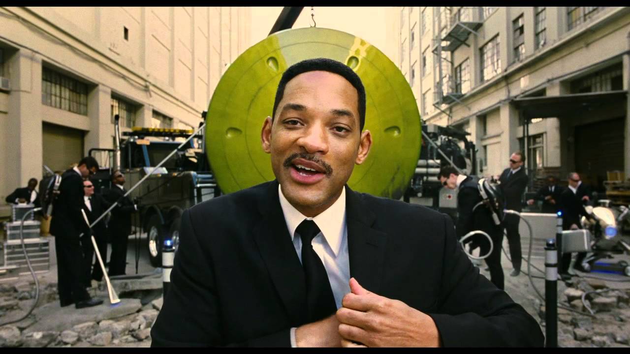 Men In Black III - Clip Turn Your Cellphone Off - At Cinemas 25/05/12