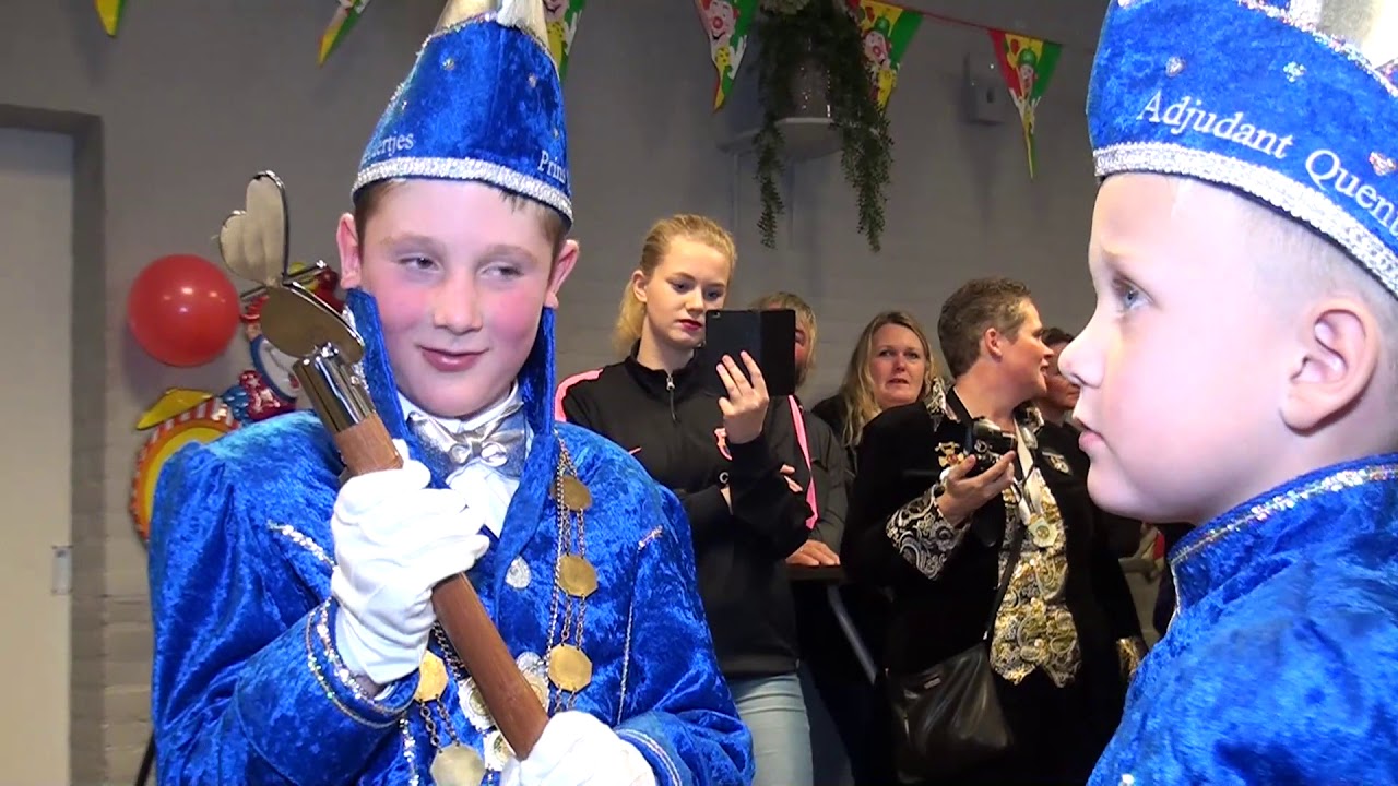 Opkomst Prins Mike I CV de Bestevaertjes 2016