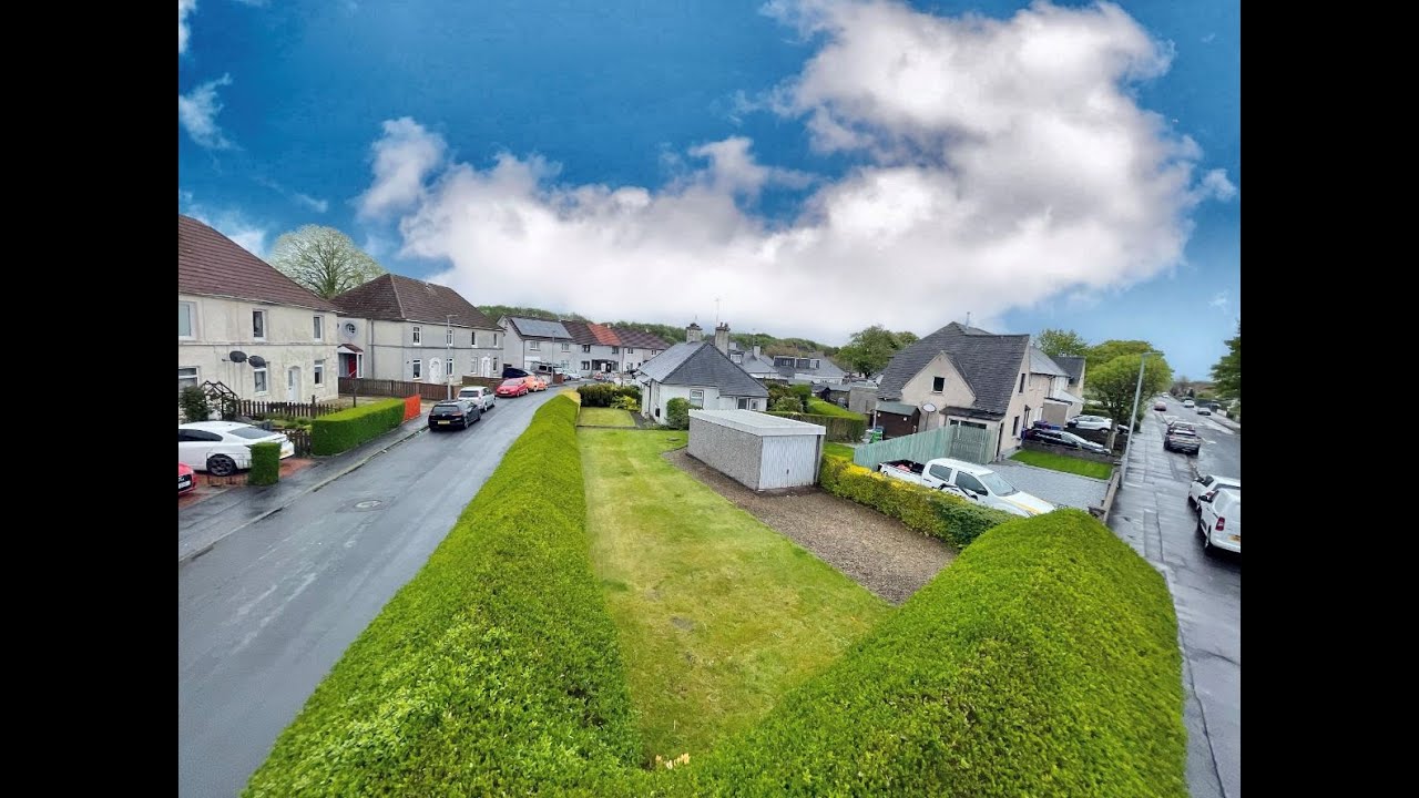 Kilbirnie. **CHARMING 2-BEDROOM SEMI-DETACHED BUNGALOW OCCUPYING DESIRABLE CORNER PLOT**