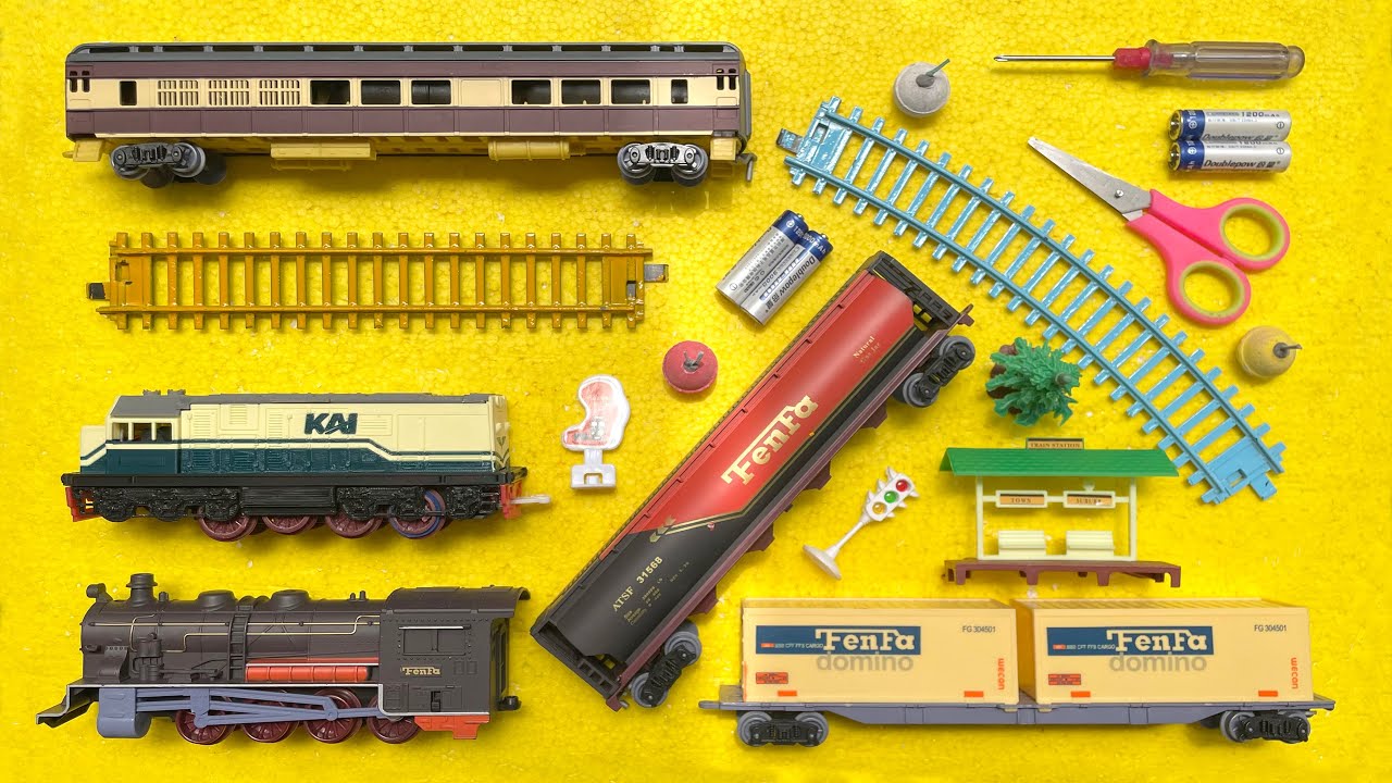 Unboxing Dan Merakit 2 Mainan Kereta Api CC201 Vintage, Kereta Api Classic, Kereta Uap -  Trains Toy