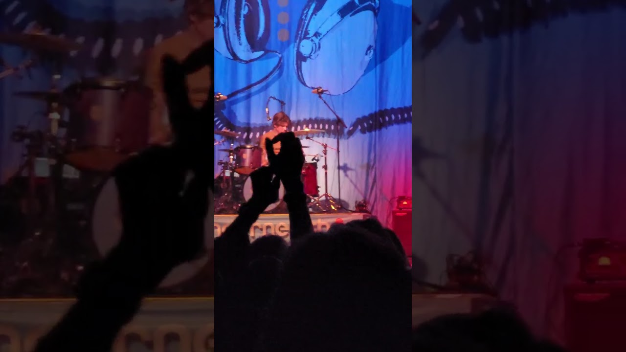 Hanson performing 