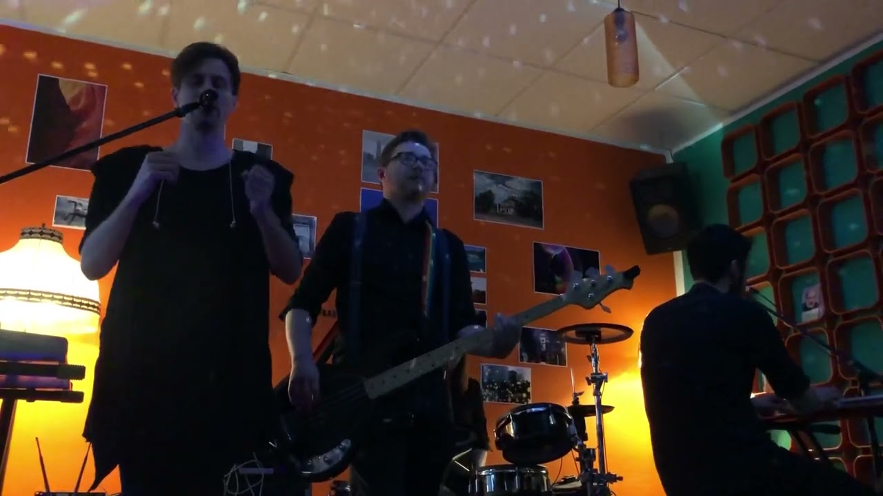 Relate - Crawling (cover)