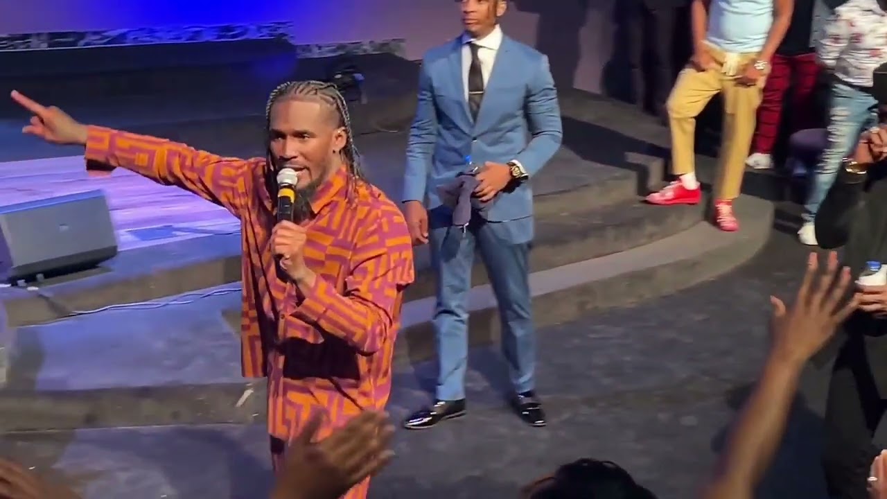 Apostle Matthew Stevenson Prophetic Moments 17APR2024 at Light of Glory International