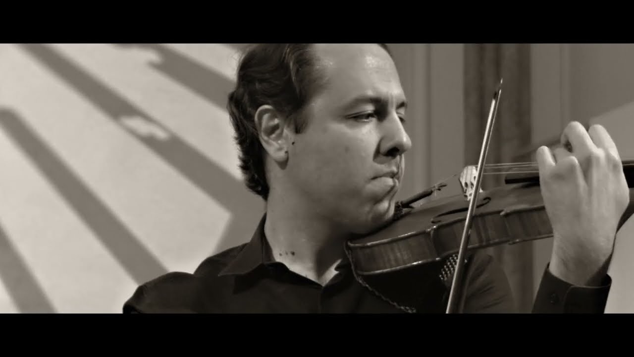 Paganini Caprice No. 24 on period violin