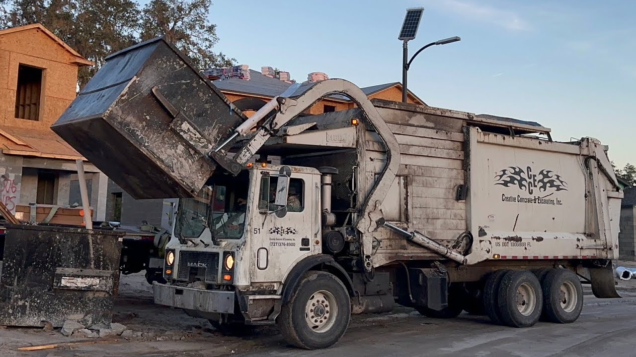 CCE Mack MR Heil Half Pack Front Loader Garbage Truck Packing Construction Debris