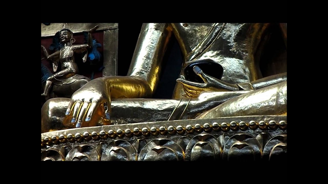 Bylakuppe & Namdroling Monastery