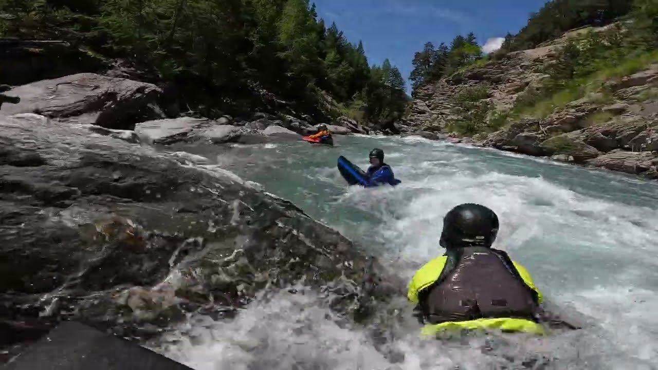🇫🇷- Le Guil P1 ( Aiguilles / Château Queyras )