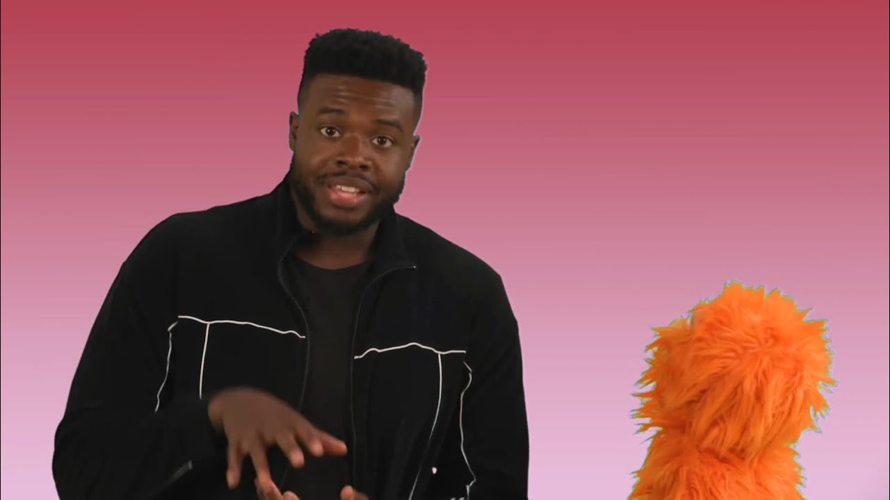 Ms.Rachel/ How do you build the beach?oh ah you build it Iike tower,using a hollow blocks/Effects/