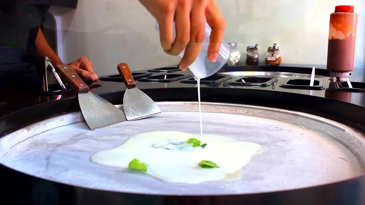 Ice Cream Rolls | Basil, Mint & Lemon / Fried Thailand Ice Cream rolled by Mist in Chile