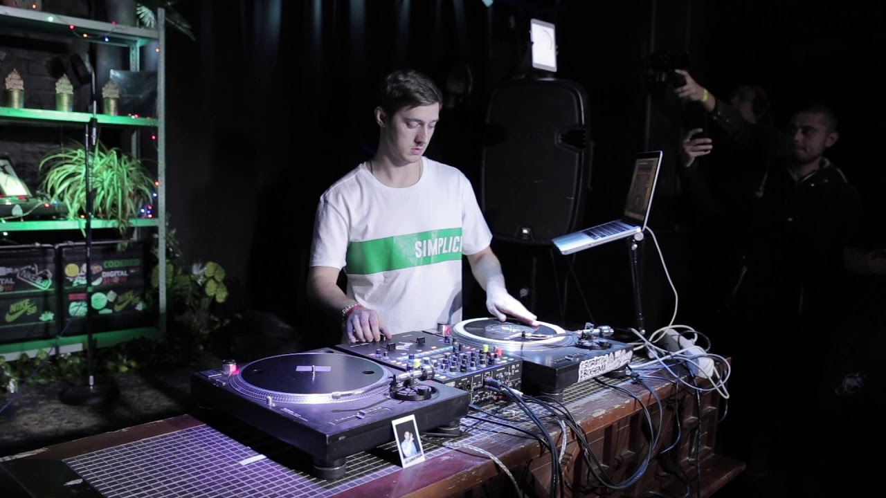 DJ SCOOP. Выступление на SCRATCH BOGEMA 10.