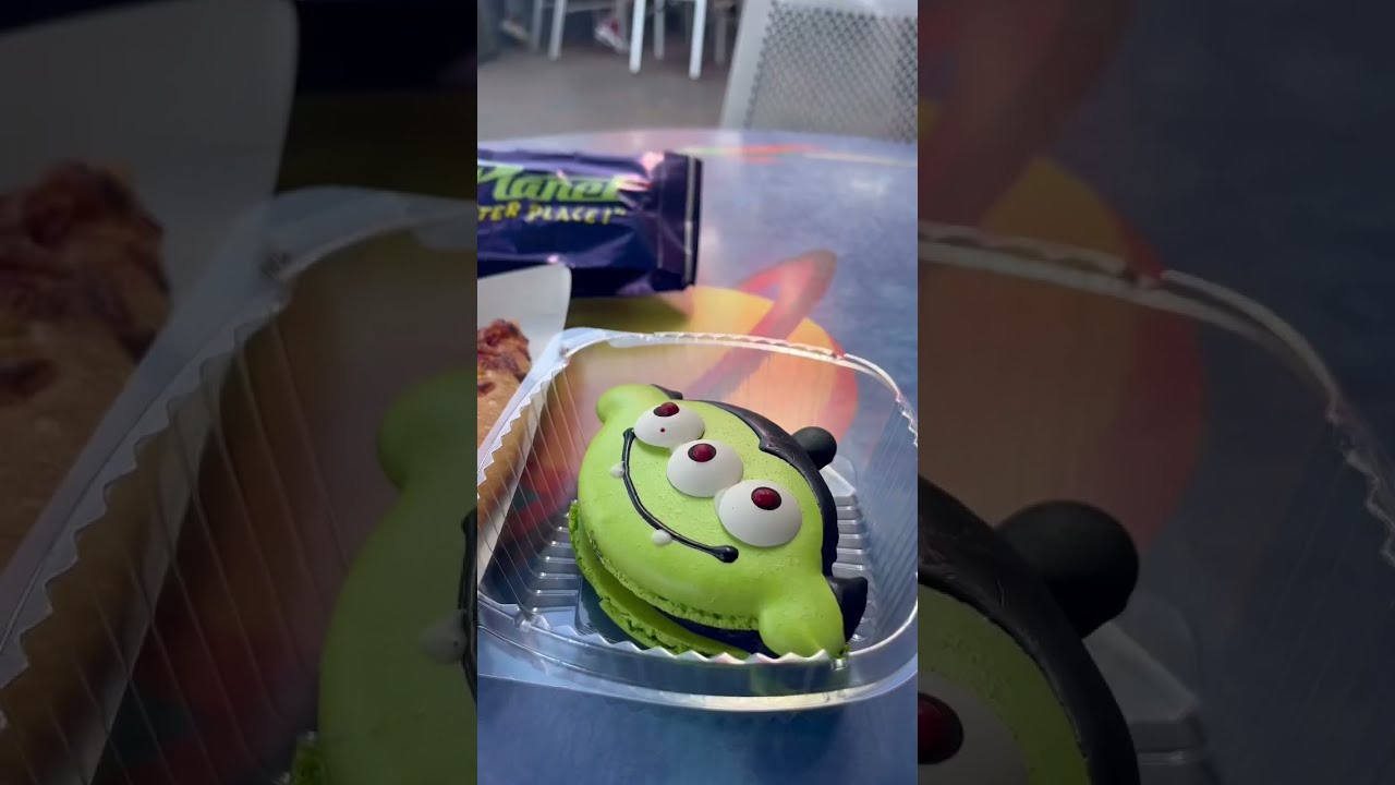 PIZZA PLANET 🚀🍕🍕 #kr&oacute;tkie filmy #disneyland #toystory