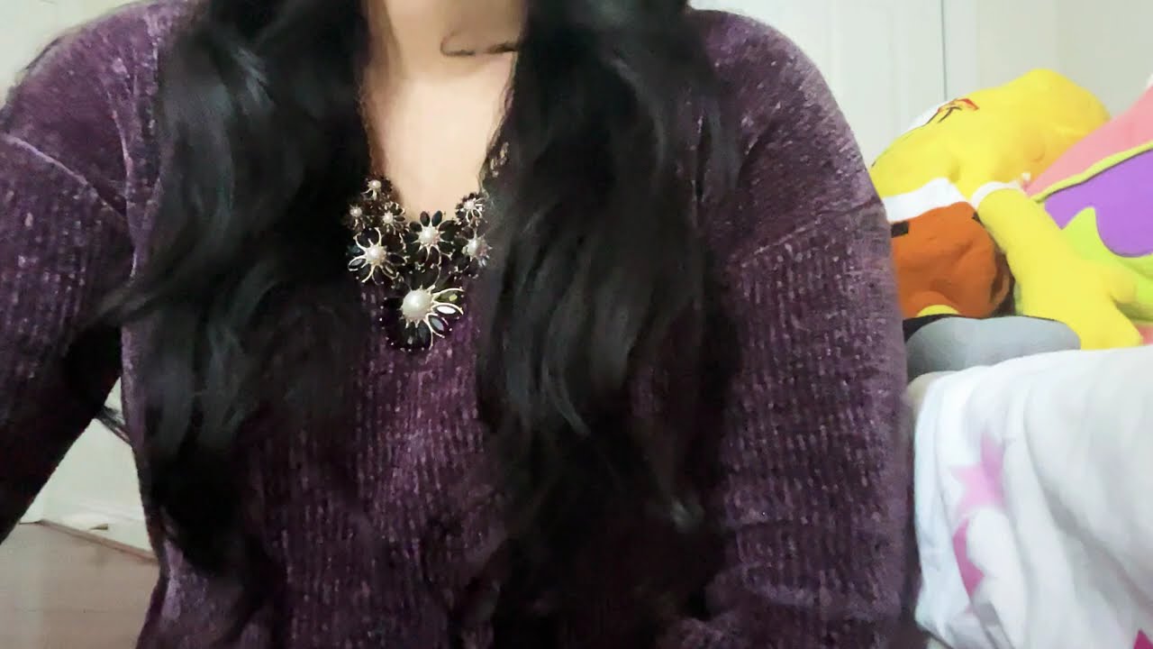 I bought a mannequin head from Amazon and now I’m brushing its hair ASMR