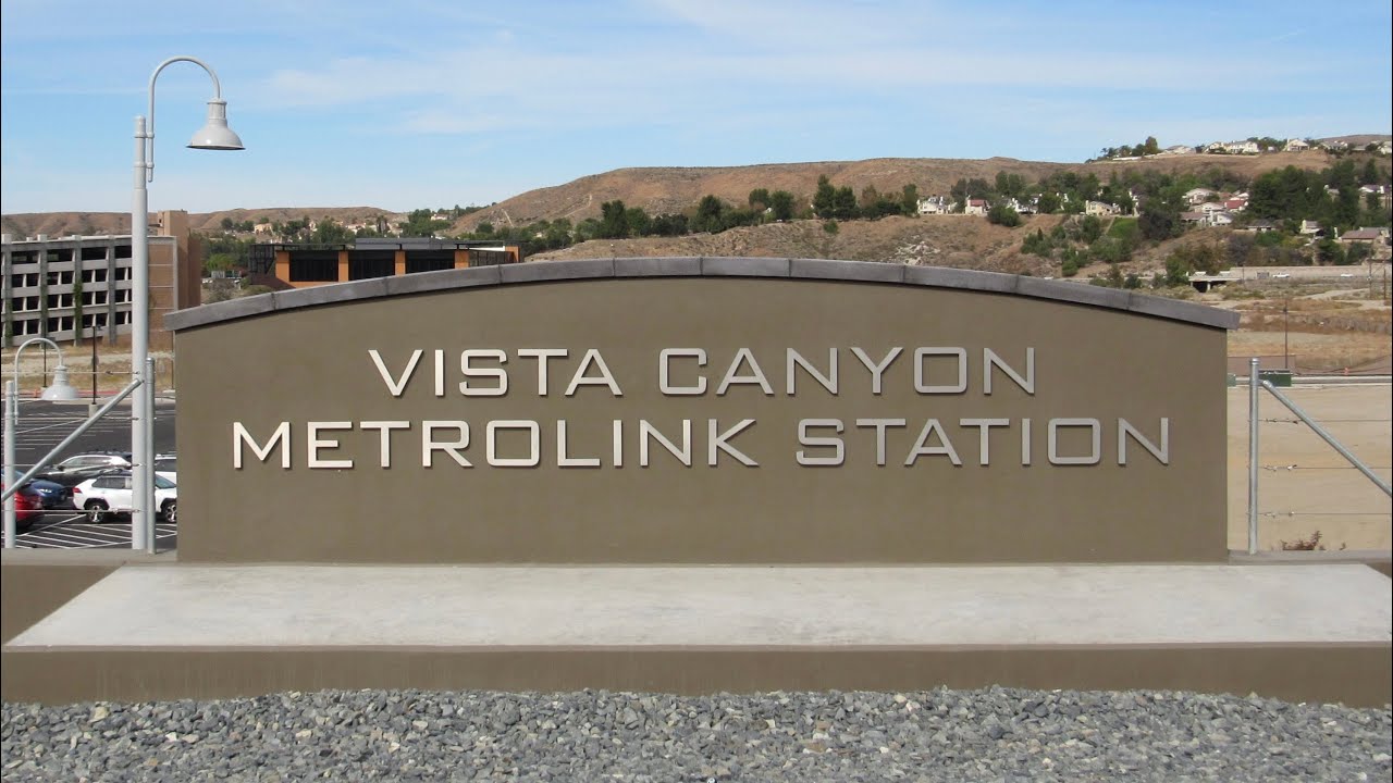 Narrated Tour of The Brand New Vista Canyon Metrolink Station!