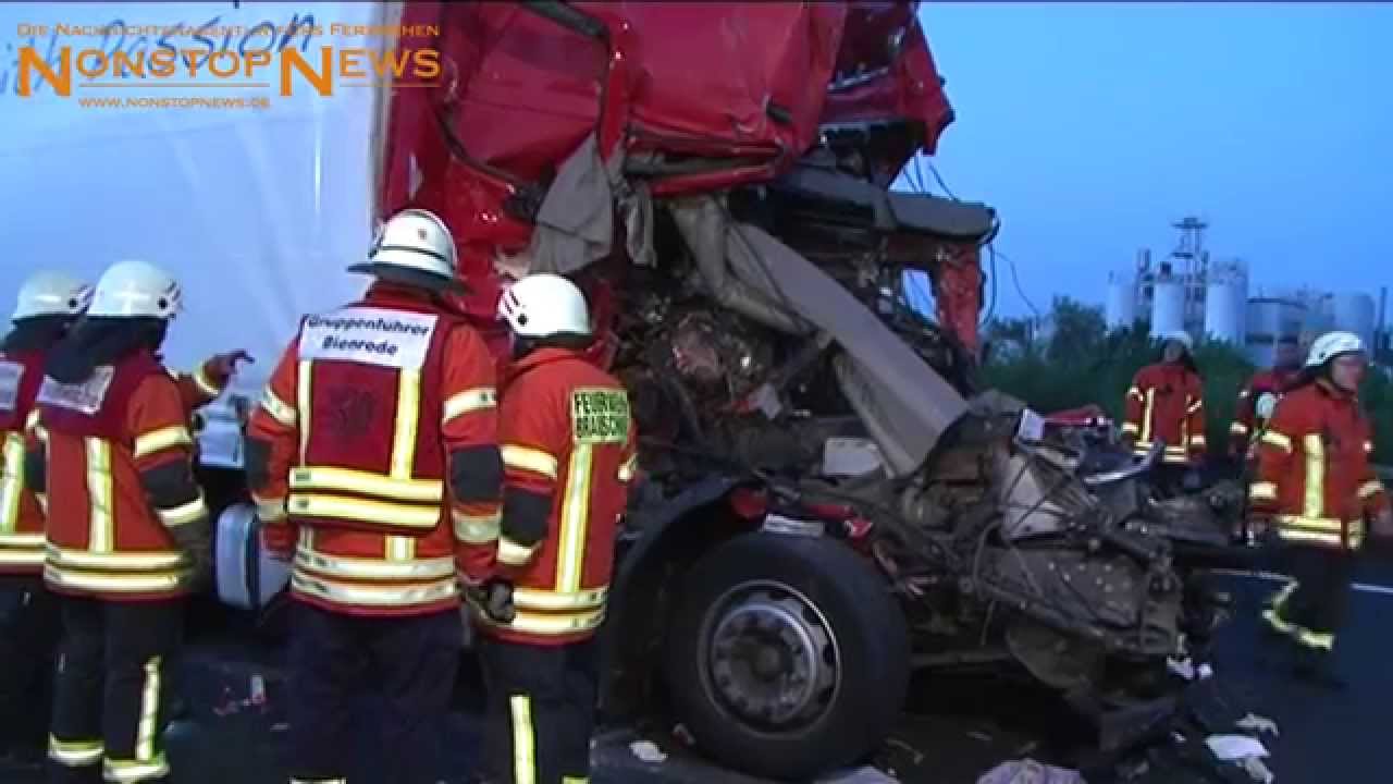 Schwerer LKW-Unfall bei Braunschweig (05.08.2015)