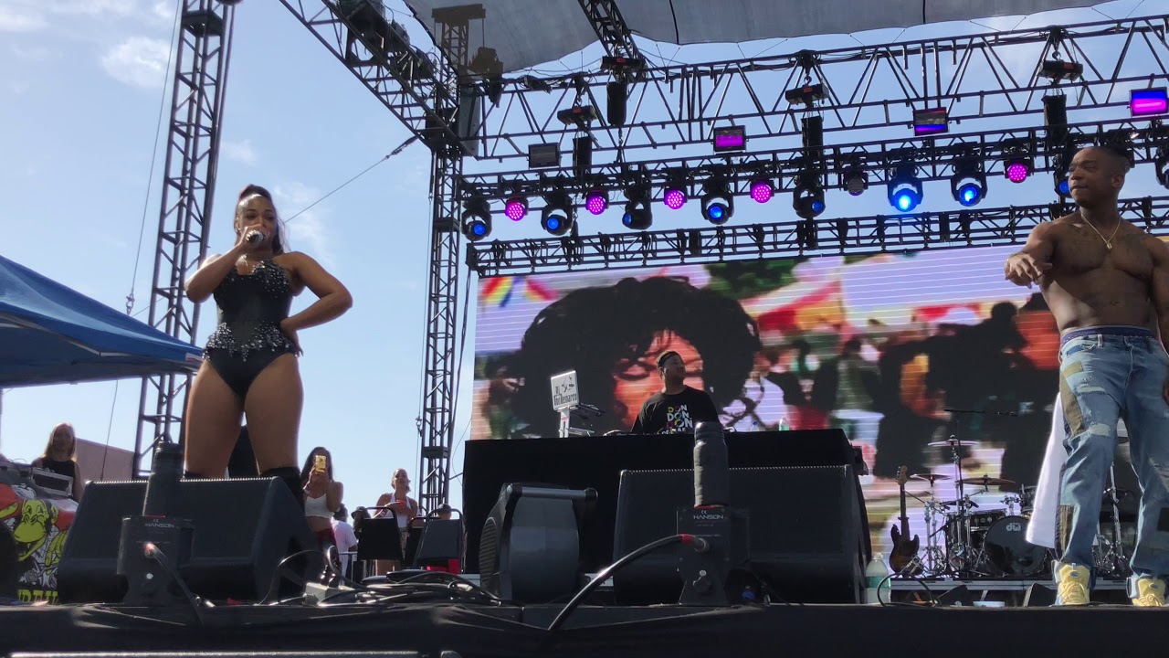 Ja Rule - Mesmerize ft Ashanti (Live @ Summertime In The LBC)