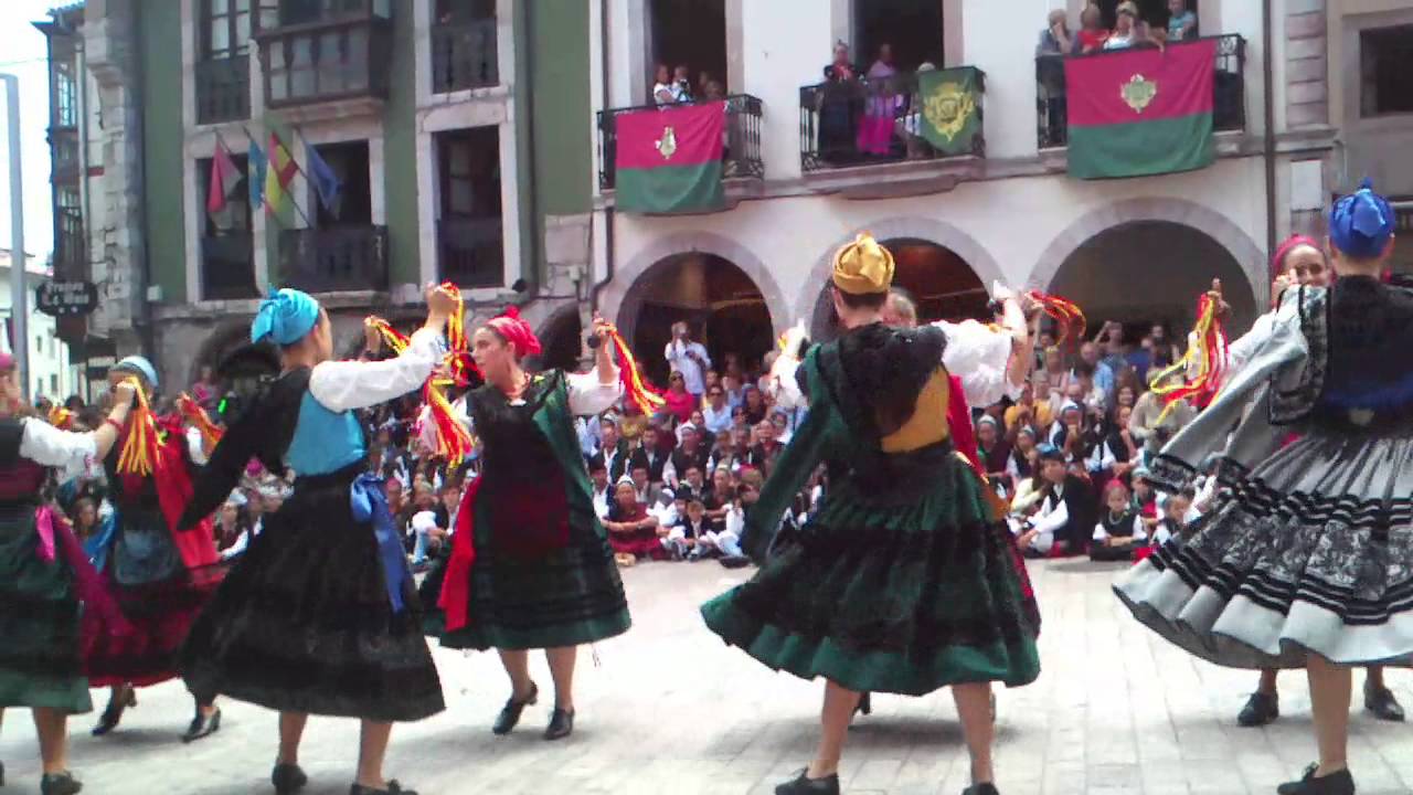 Llanes: San Roque 2012. Fandango de Pendueles
