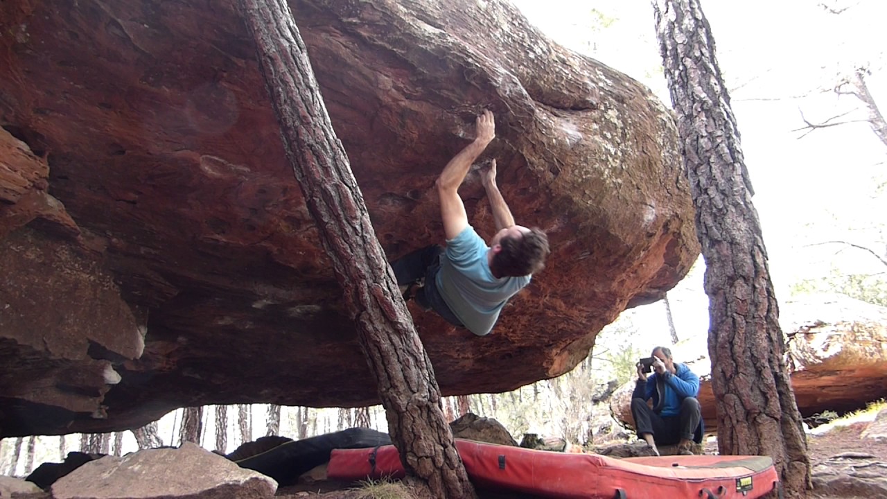 Eclipse, 7b, Albarracin