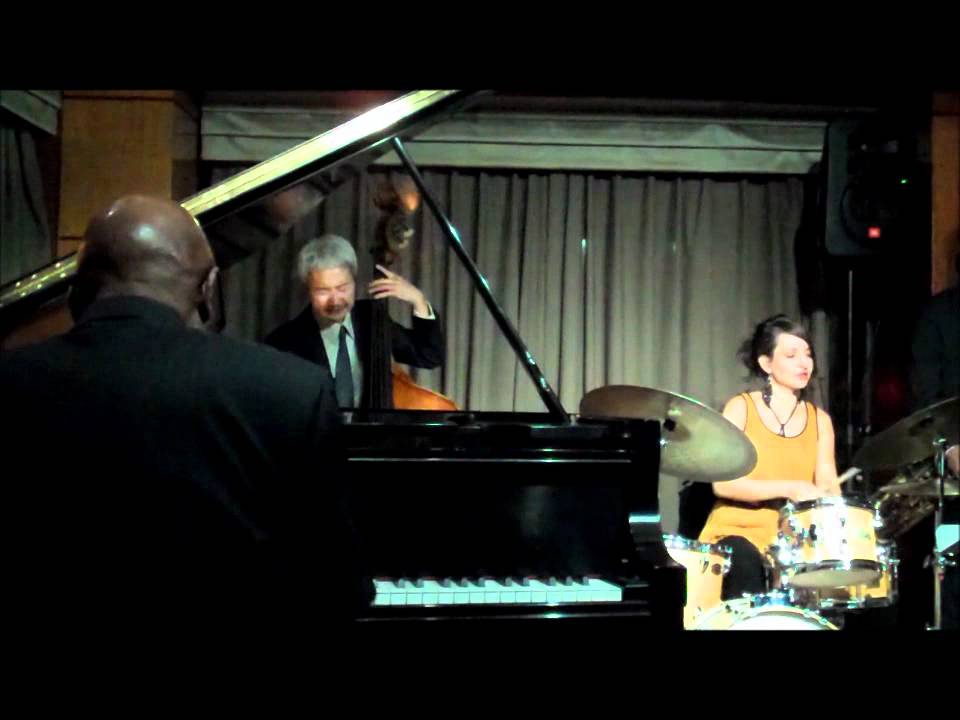 Junior Mance Trio - I Wish I Knew How It Would Feel to be Free