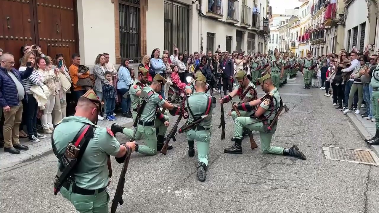 Los legionarios en Córdoba, junto a la Caridad