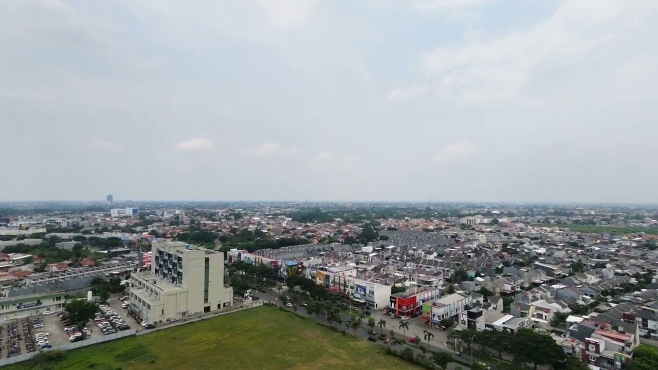 jalam masuk k Al Azhar rimbun 