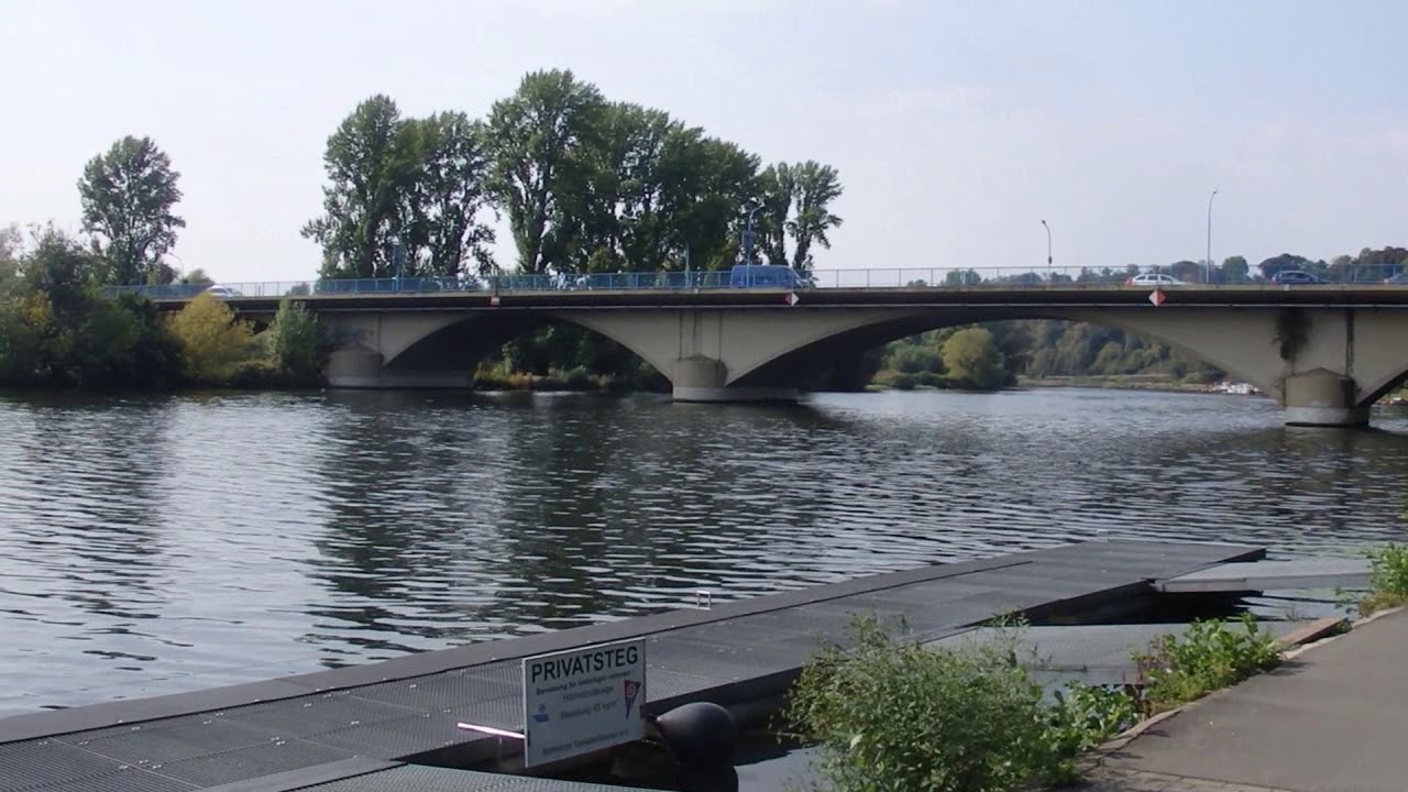 Ruhrtalradweg - von Essen über Kettwig nach Mülheim an der Ruhr entlang