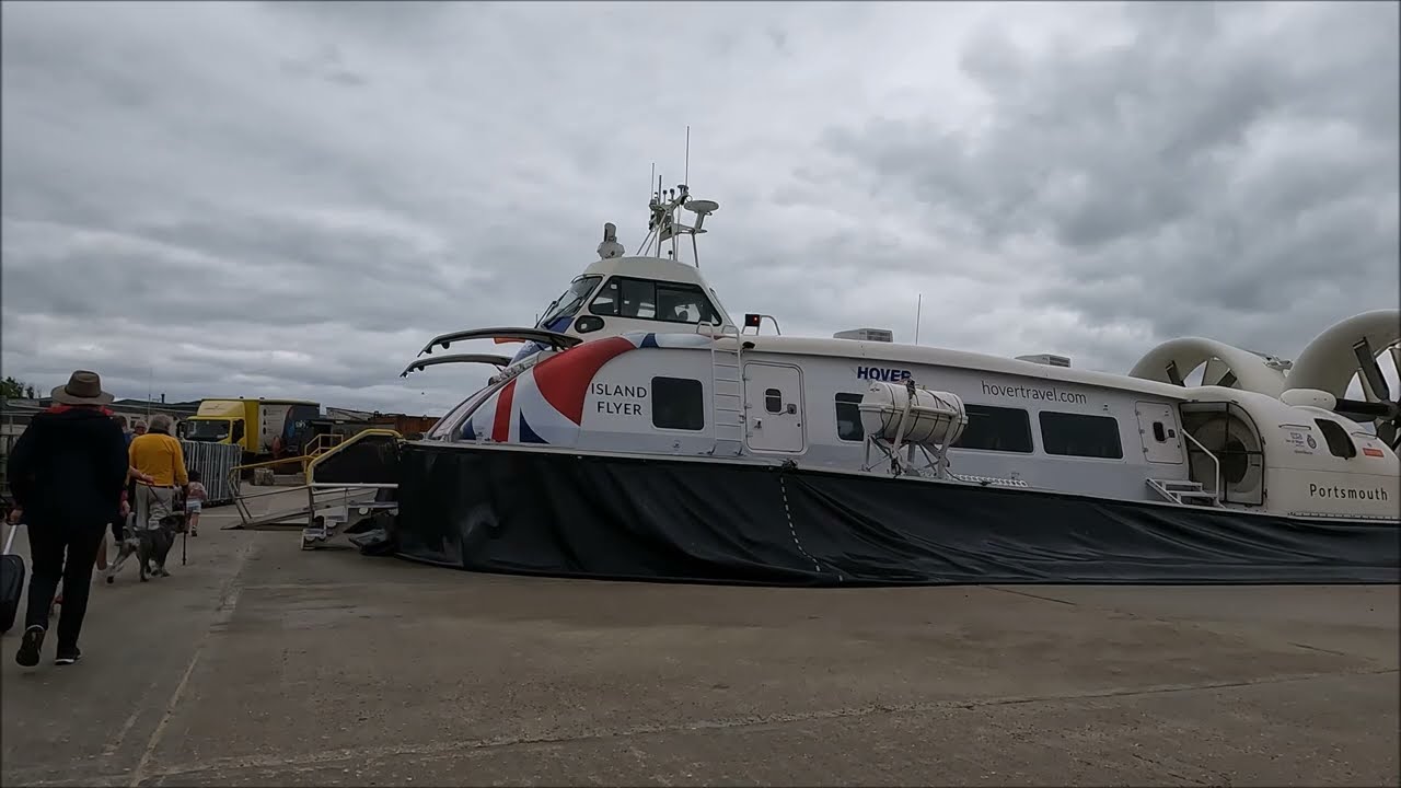 Hovertravel Hovercraft Journey - Ryde, Isle Of Wight To Southsea, Portsmouth - July 2022 | kittikoko