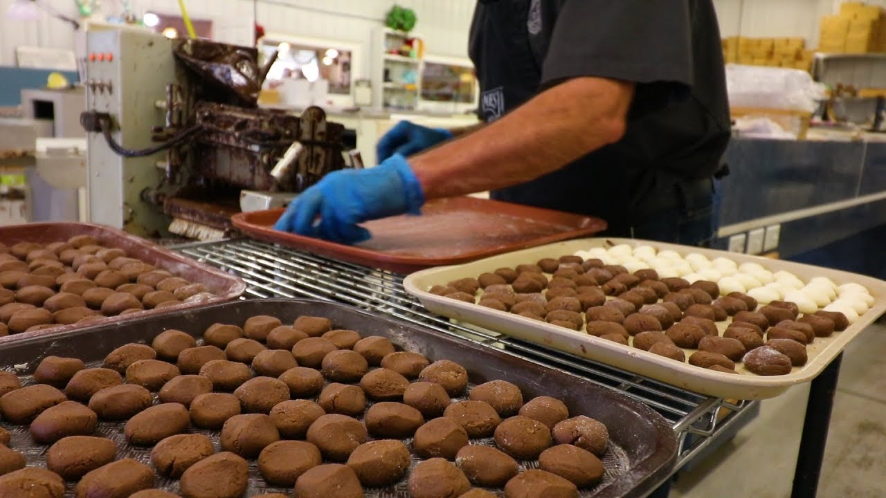 CHOCOLATE Buttercreams!! HOW To MAKE!!