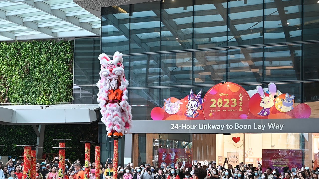 Astonishing Lion Dance at WestGate